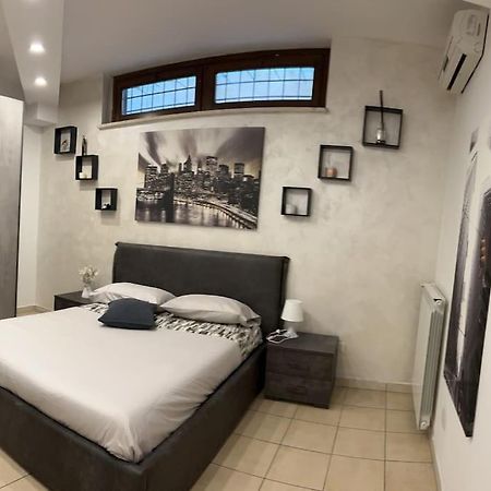 Domus Acquedotto Apartment Рим Екстериор снимка